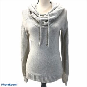 Columbia Fitted Pullover with Funnel Neck Hoodie. Size S.